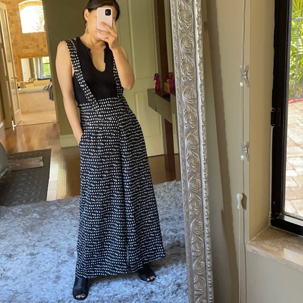 Lost and wander jumpsuit 💖❤️✅ - Picture 1 of 11